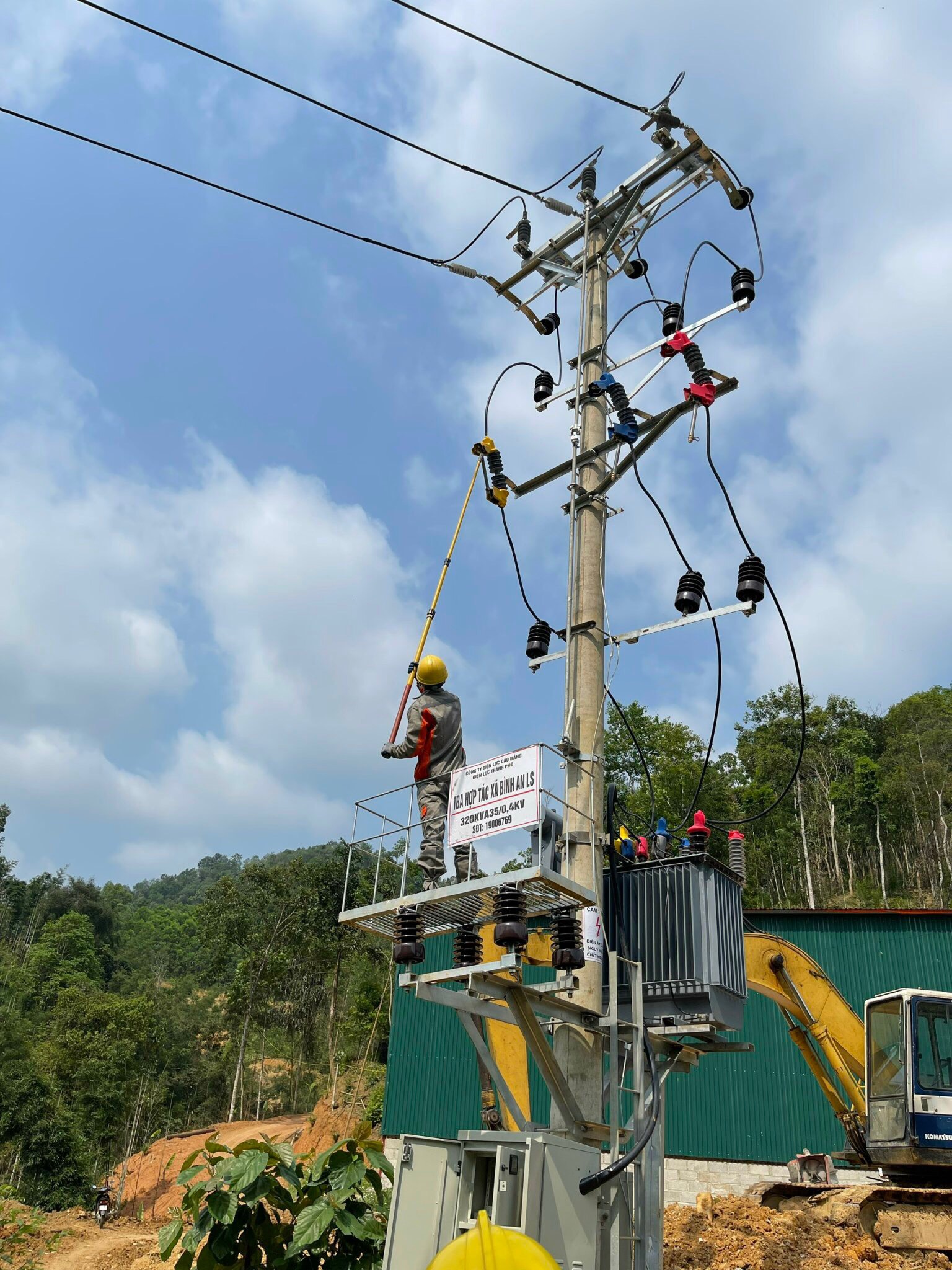 công ty cổ phần thương mại và đầu tư xây dựng dung linh
